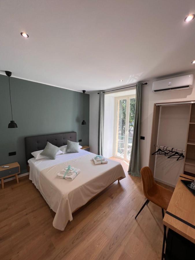 Hotel Relais Cavour Napoli Zewnętrze zdjęcie