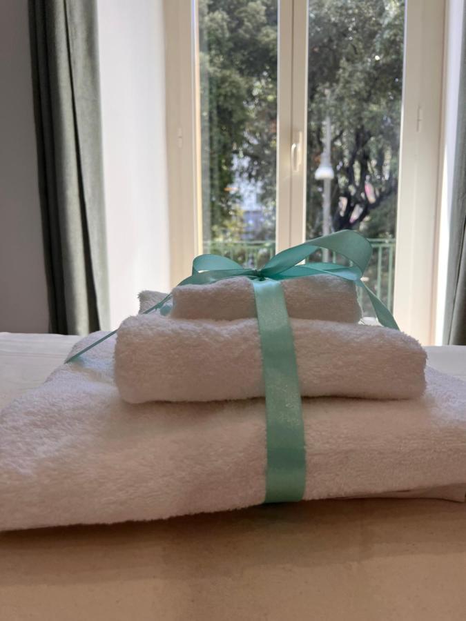 Hotel Relais Cavour Napoli Zewnętrze zdjęcie