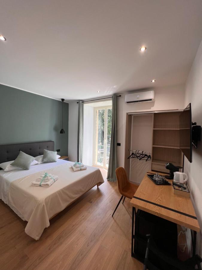 Hotel Relais Cavour Napoli Zewnętrze zdjęcie