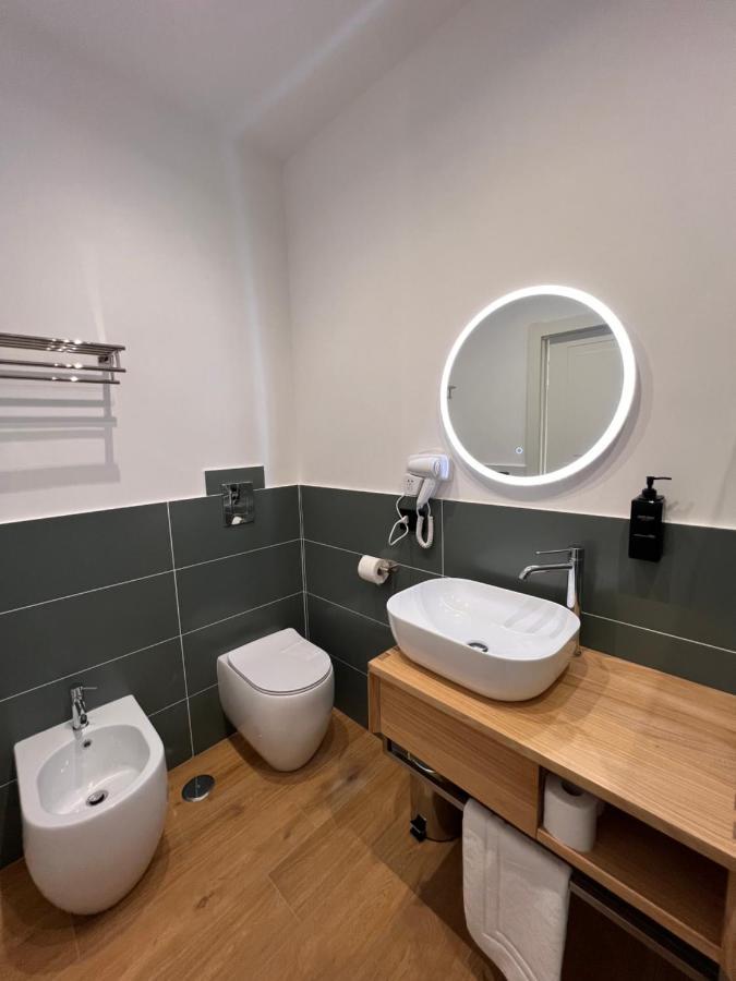 Hotel Relais Cavour Napoli Zewnętrze zdjęcie